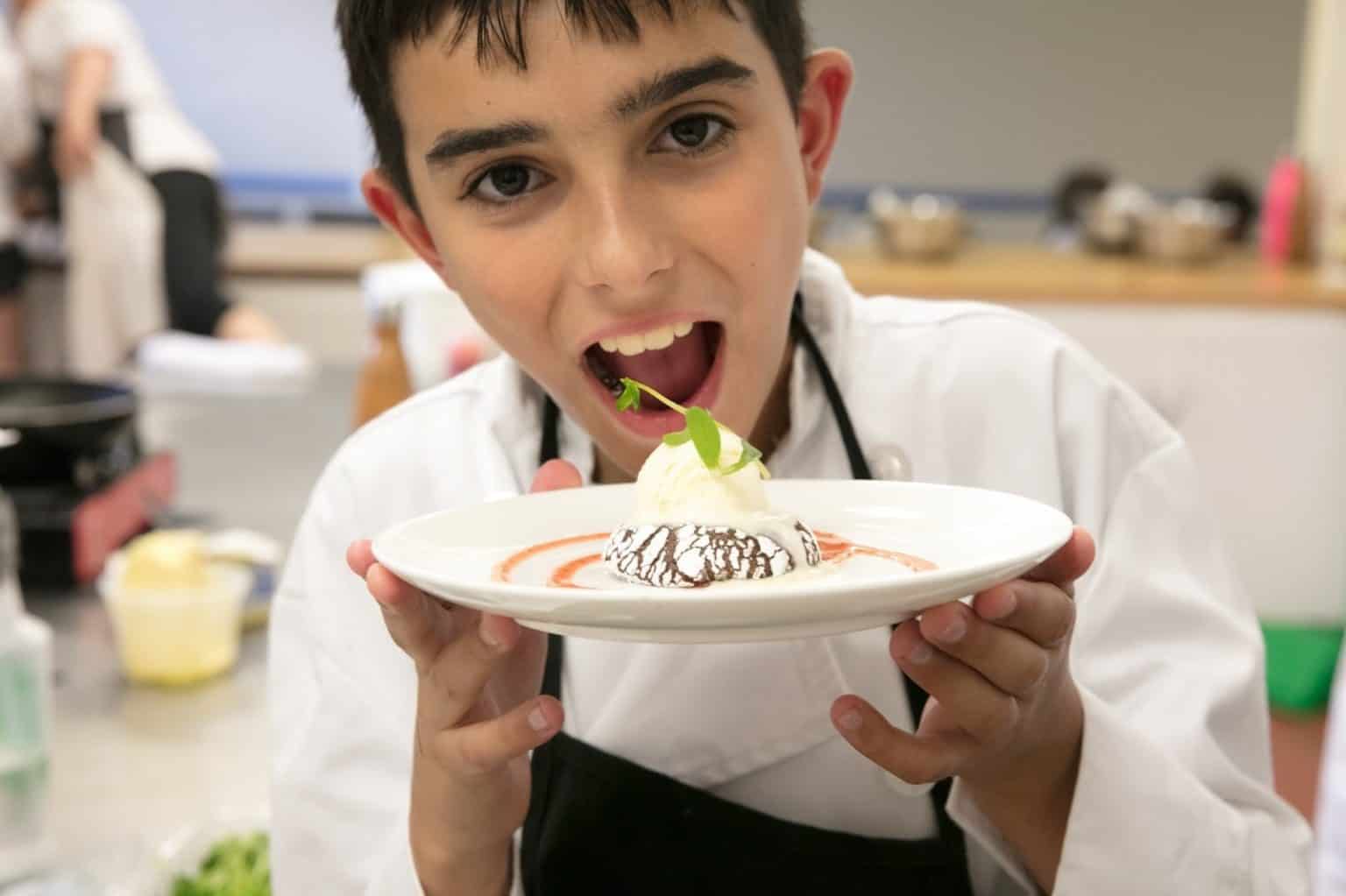 Ad-photo-kids-cooking-camp-min-1-1536×1023